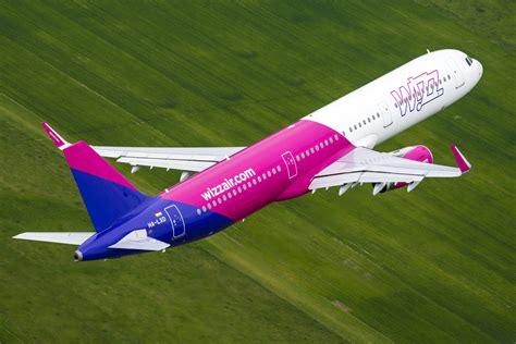 wizz air.